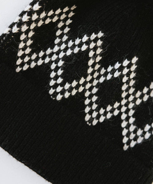 Elio Pom Beanie: Black
