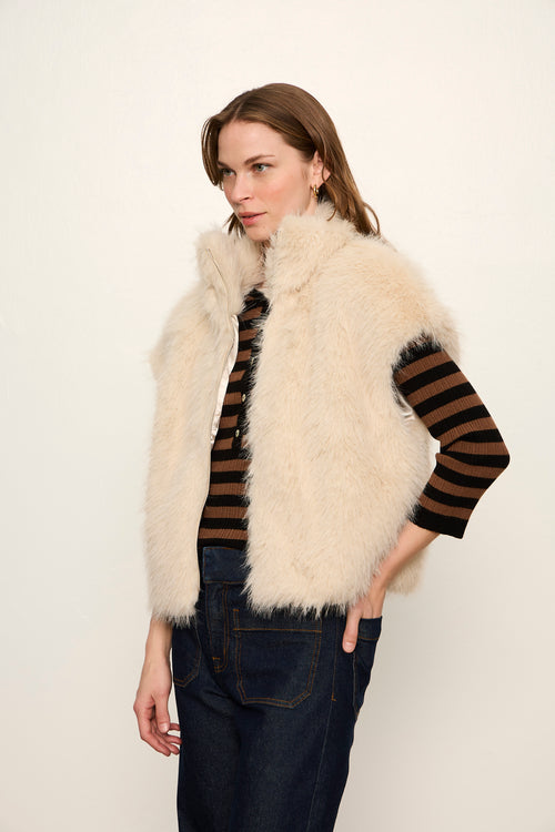SILKY FUR VEST