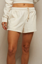 Liz ivory pull on short