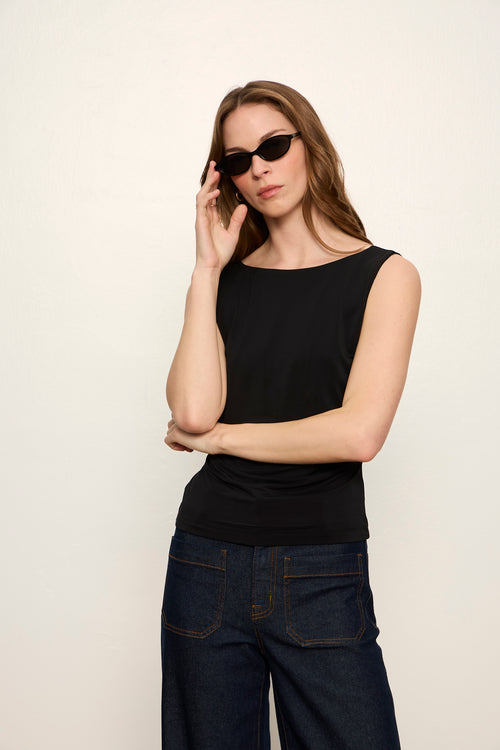 SCOOP BACK TANK