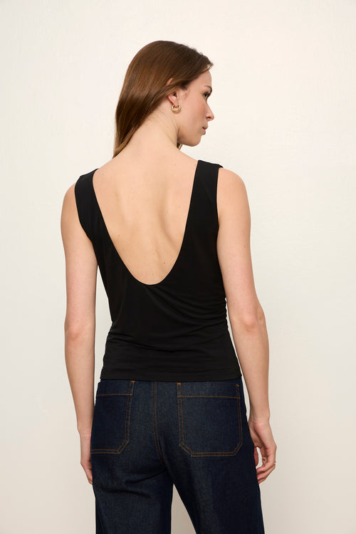 SCOOP BACK TANK
