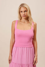 Bubblegum pink knit tank top with sweetheart neck and square back ￼