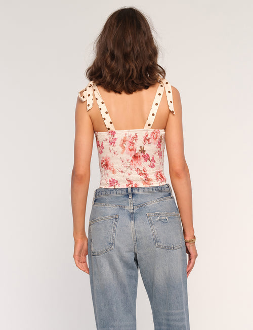 Essie top
