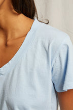 Hendrix boxy v neck tee - sky blue