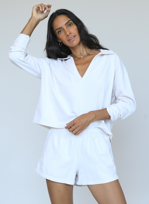Women’s White soft cotton top, long sleeve top with V-neck and color￼