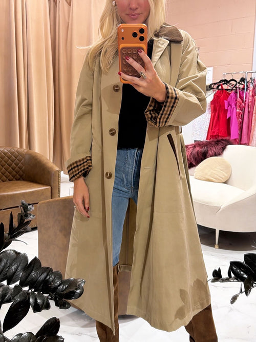 Beatrix trench