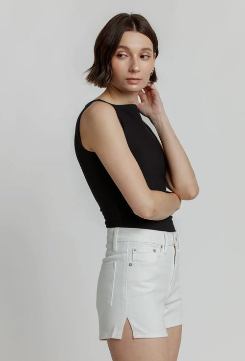 White denim short with slit