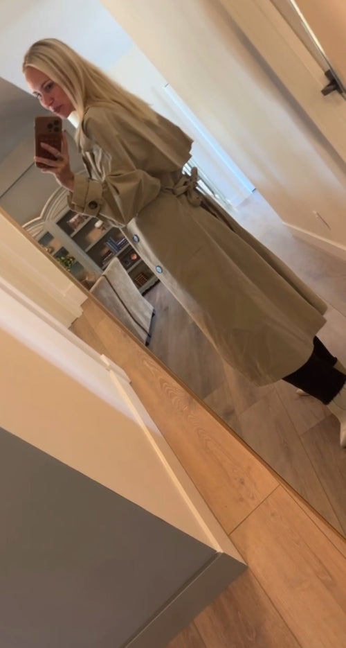 Mica trench coat