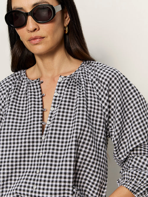 PERFECT GINGHAM BUTTON BLOUSE